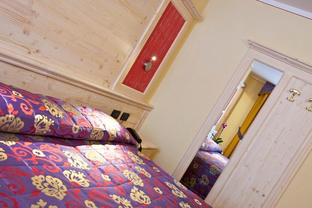 Hotel Val Di Sole Mezzana  Phòng bức ảnh